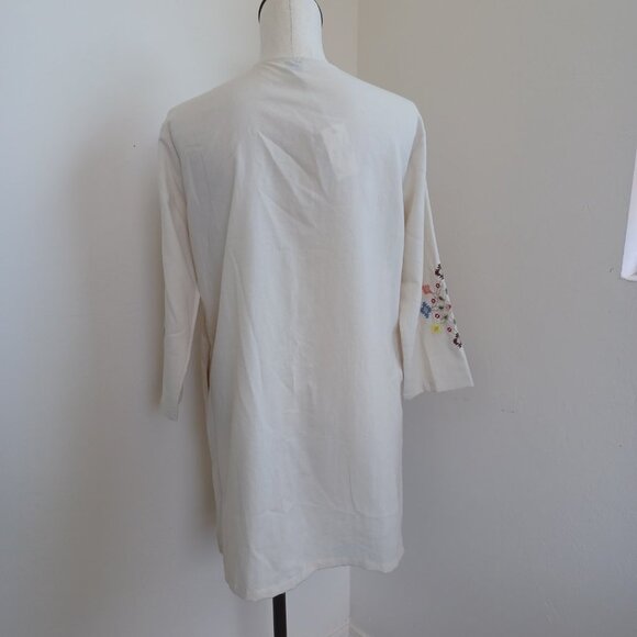 Umgee USA Embroidered Cardigan Open Front with Tie and Pockets Size Small NEW - Picture 3 of 12